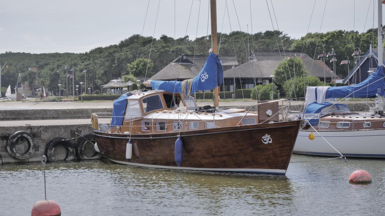 "Om" Yacht Ξενοδοχείο Nida Εξωτερικό φωτογραφία